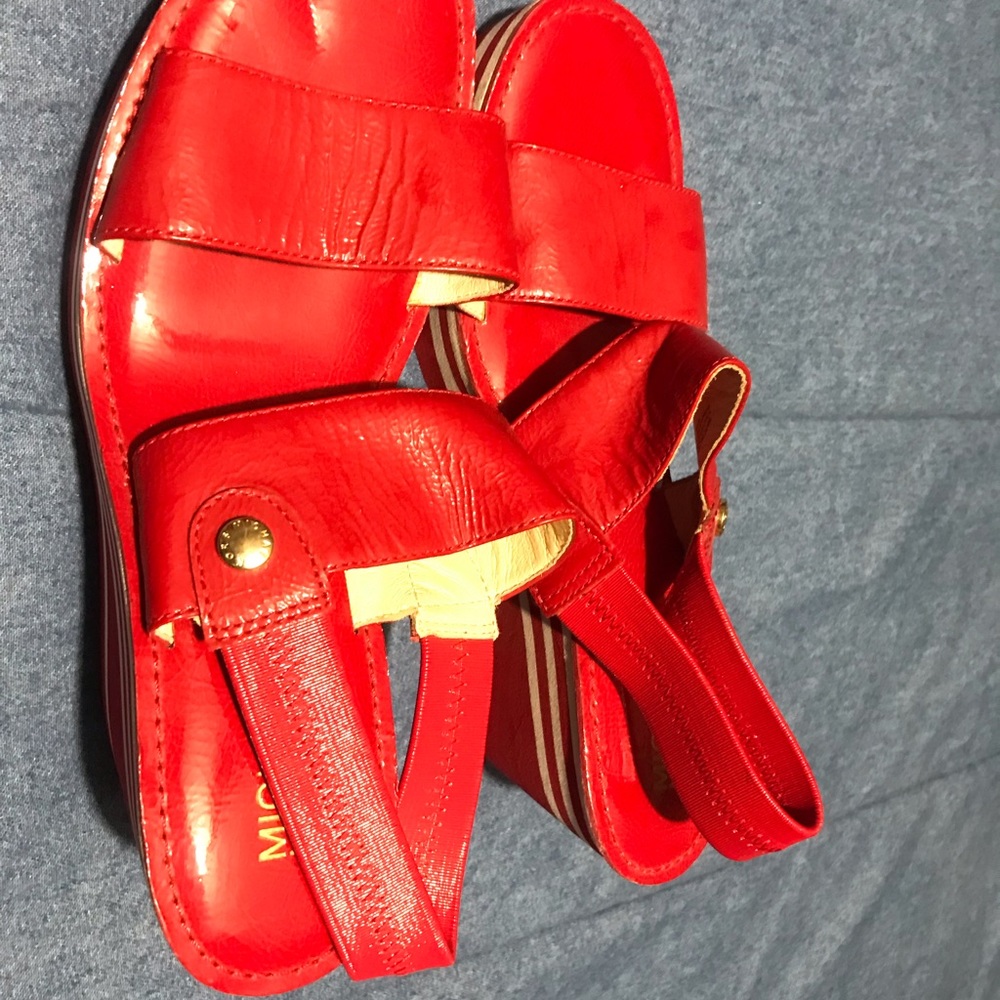 New red wedge sandal side: 9. 1/2, 4” high - Picture 9 of 13